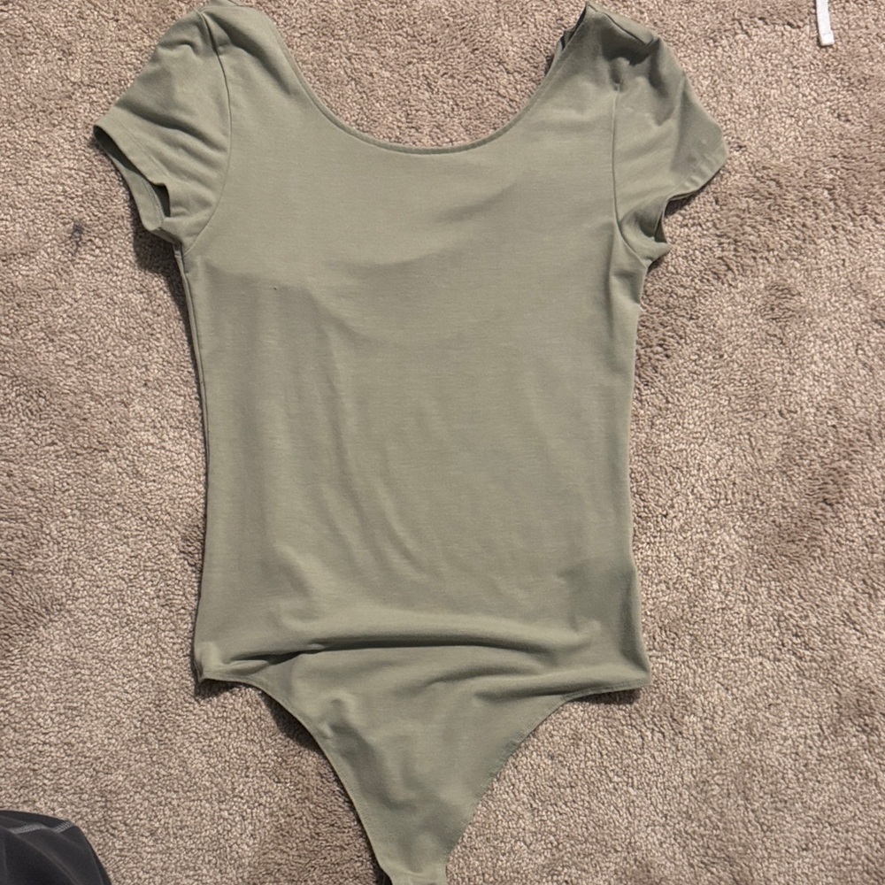 Light green tie back American eagle body suit